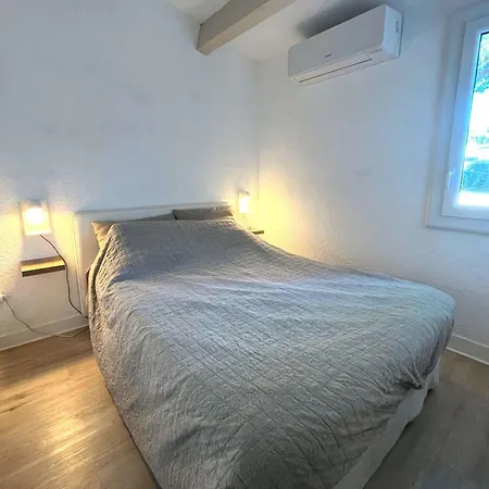 Mitoyenne T2 Climatisee Avec Piscine Et Parking, Vue Pinede - Fr-1-607-237 Prázdninový dům Agde