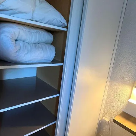 Mitoyenne T2 Climatisée Avec Piscine Et Parking, Vue Pinède - Fr-1-607-237 Agde